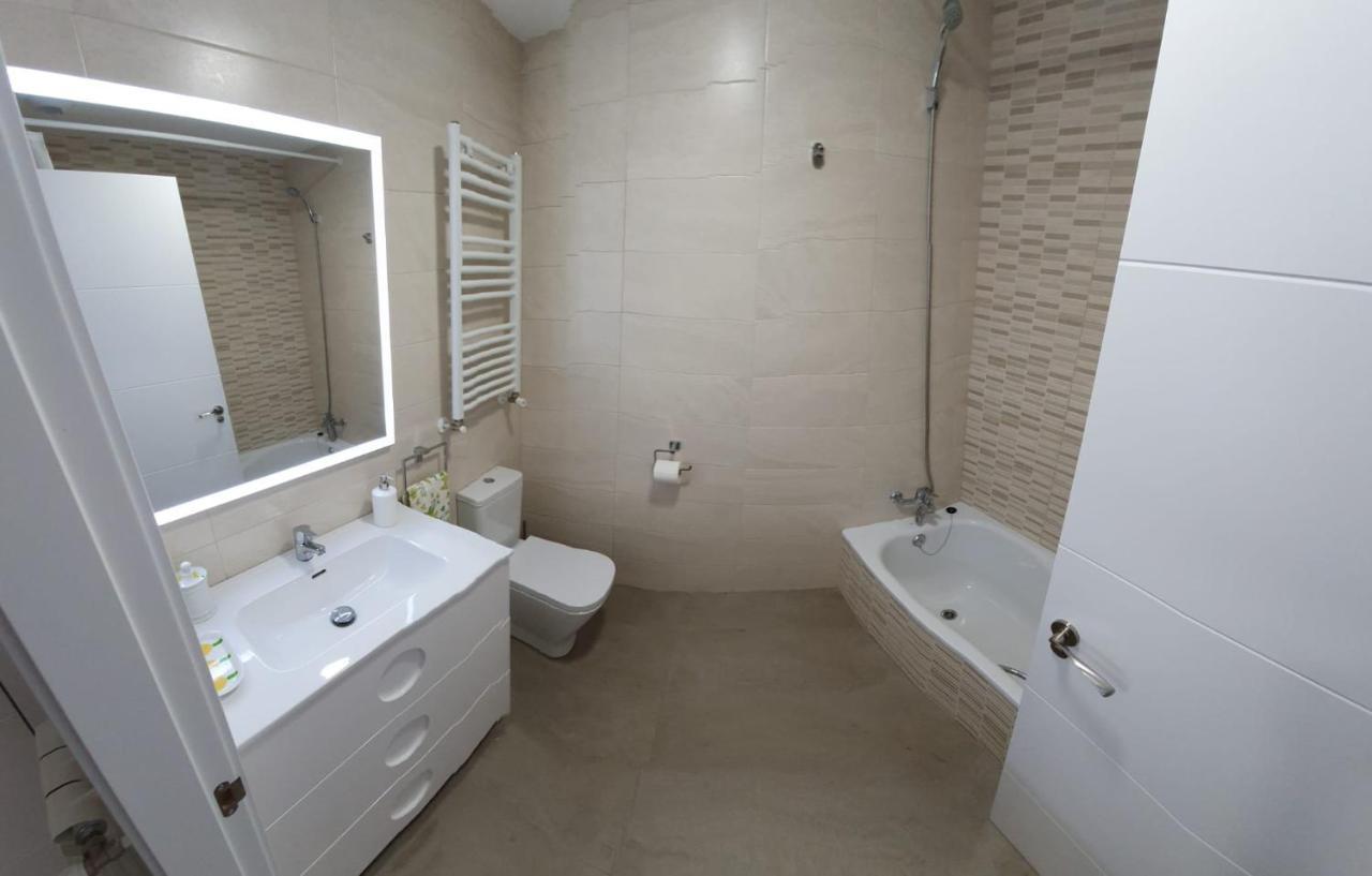 Apartamento 3 Habitaciones Miramar, Luanco Exterior foto